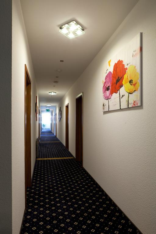 Hotel Deutscher Hof Babenhausen  Extérieur photo