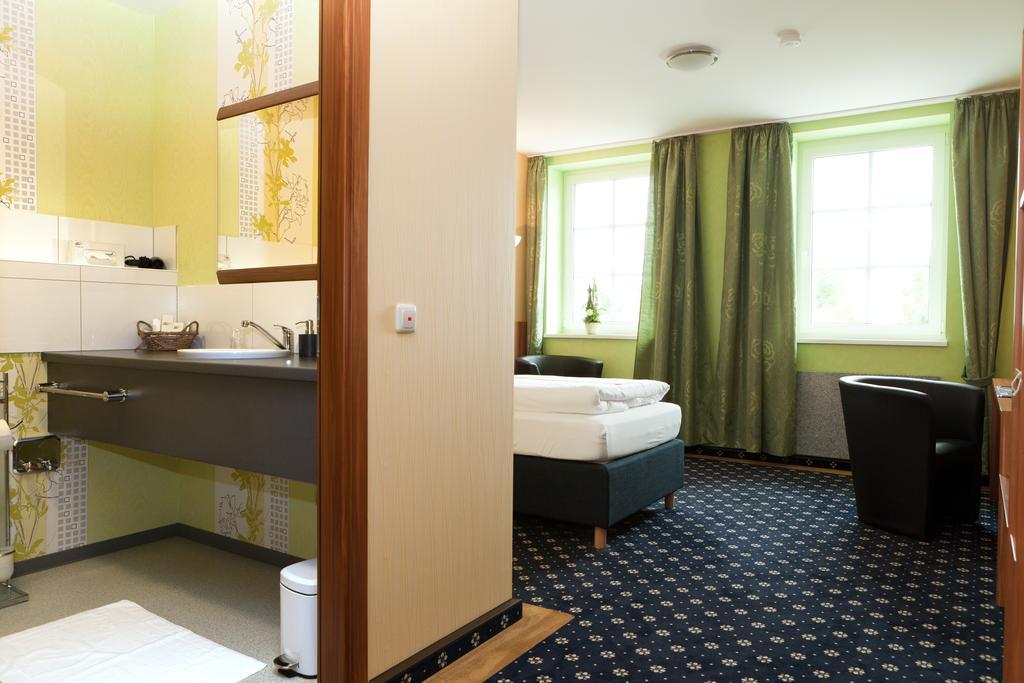 Hotel Deutscher Hof Babenhausen  Chambre photo